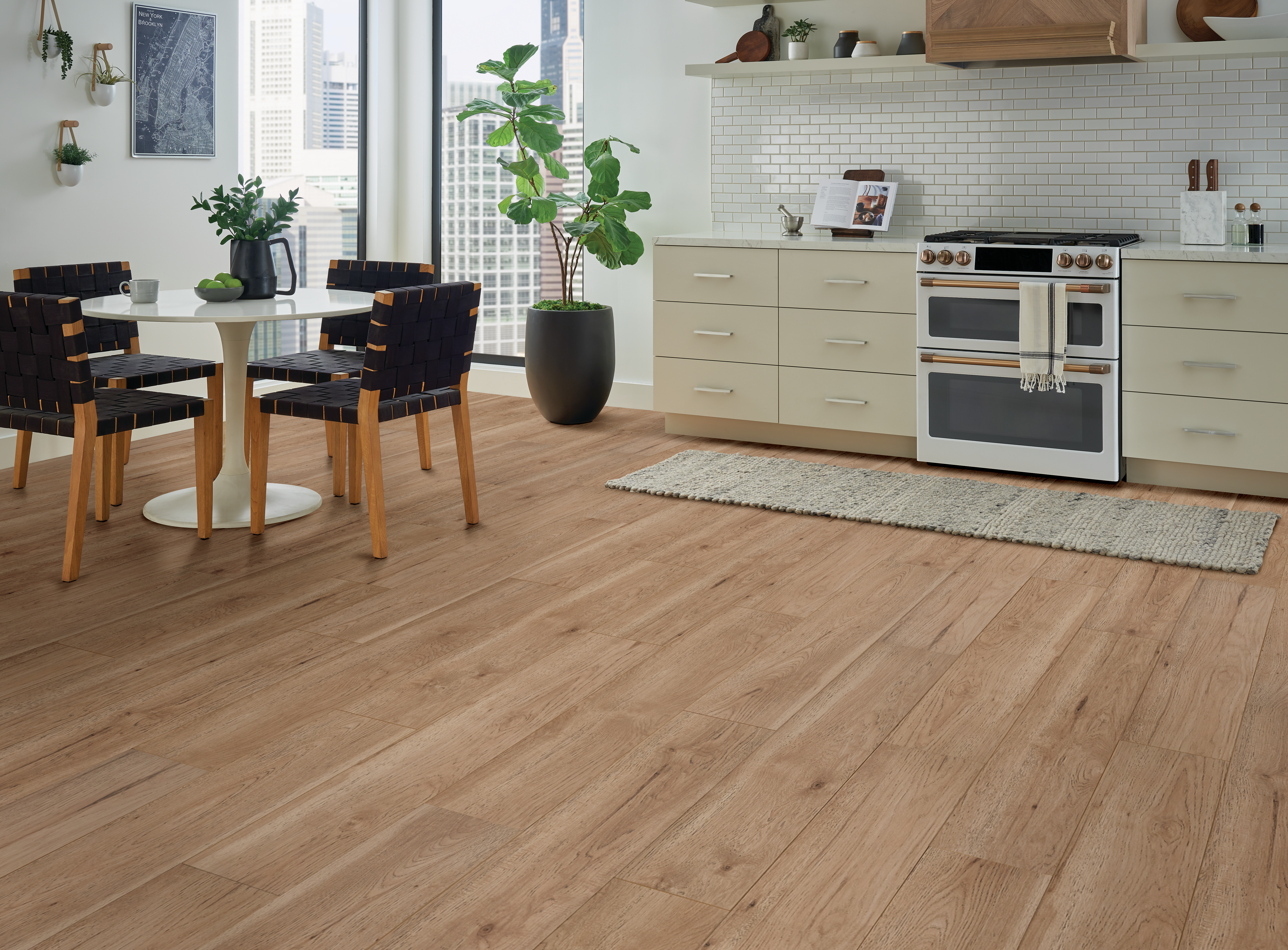 Downtown Living Bespoke Creation TimberTru L8RL432OVL